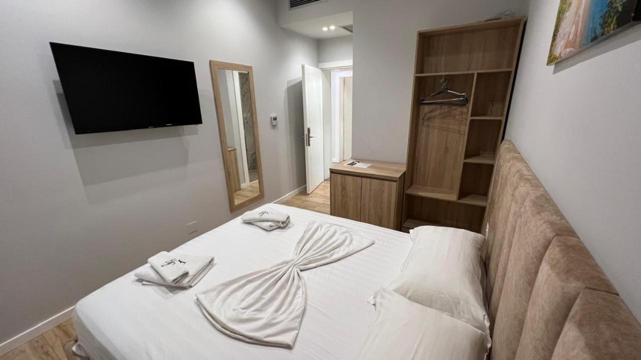 Villa Tramonto Vlore Radhime Bagian luar foto